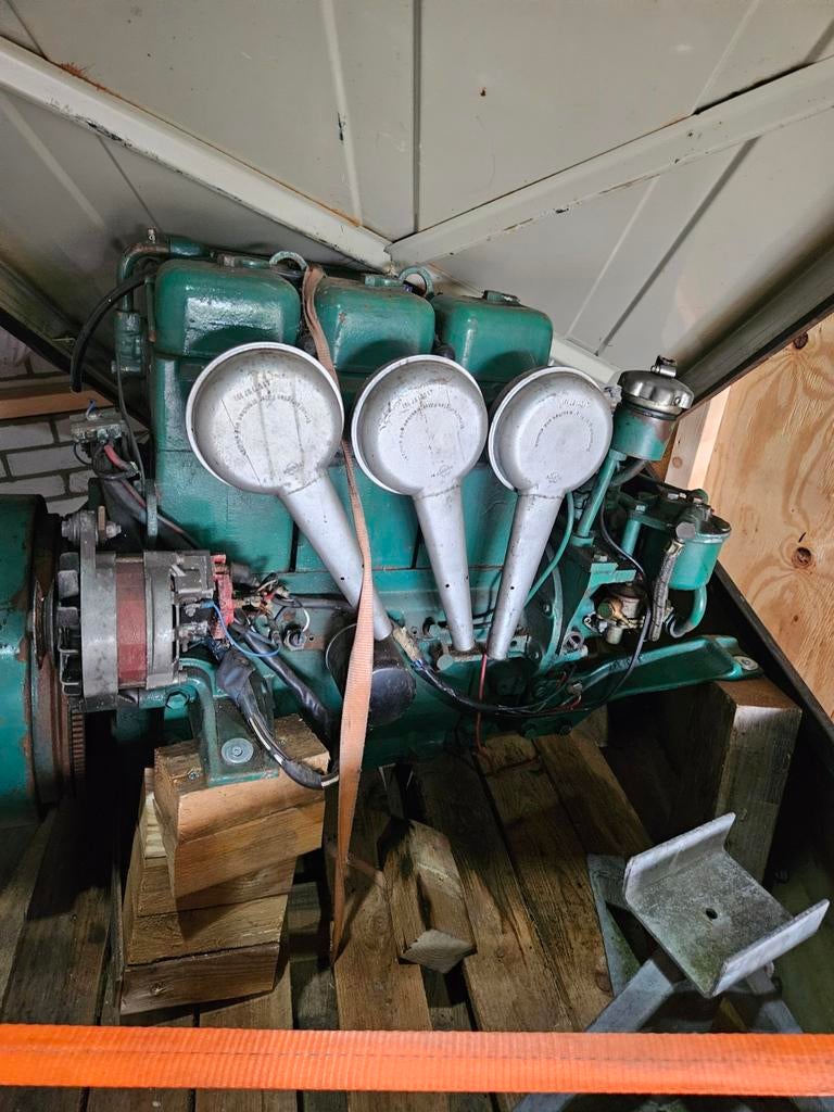 2x Volvo Penta MD17C plus meer, Watersport en Boten, Buiten- en Binnenboordmotoren, Ophalen, Diesel, 10 tot 30 pk