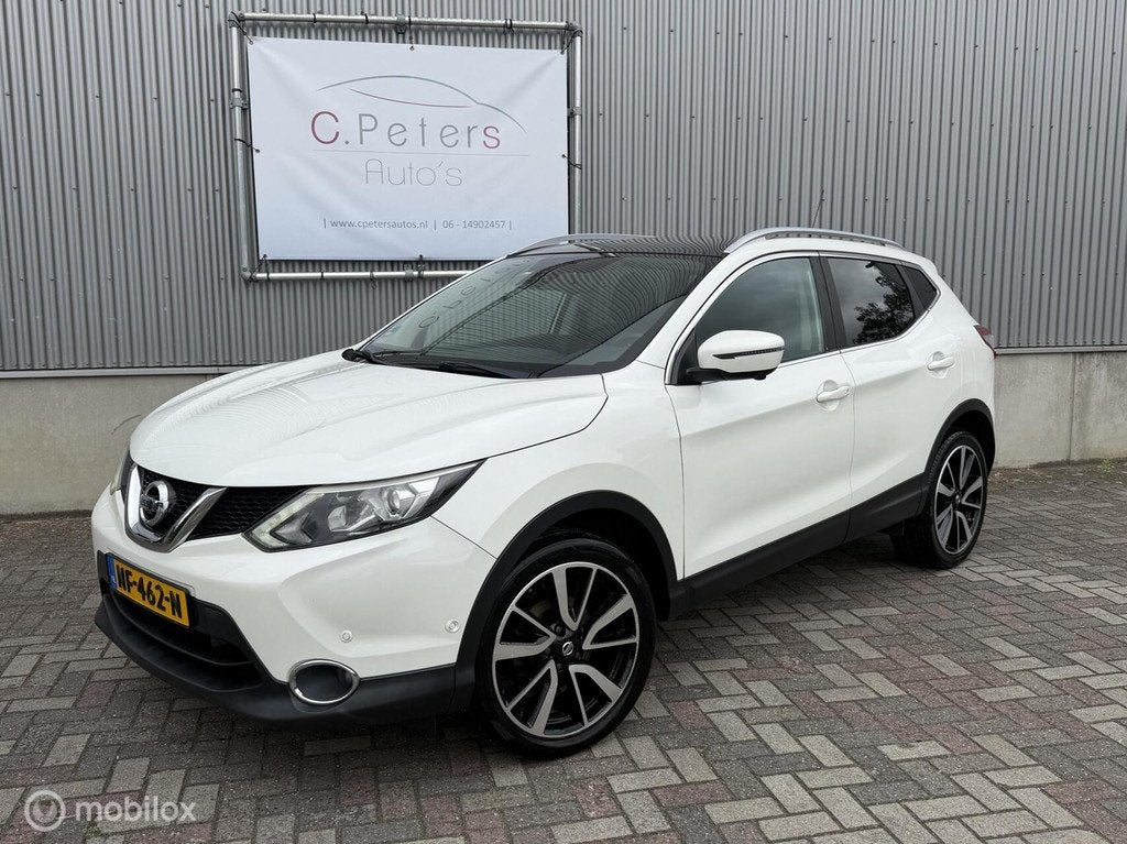 Nissan Qashqai 1.2 Tekna + 2017 / Leer / Panoramadak / 360 C, Auto's, Nissan, Voorwielaandrijving, Gebruikt, Euro 6, 4 cilinders