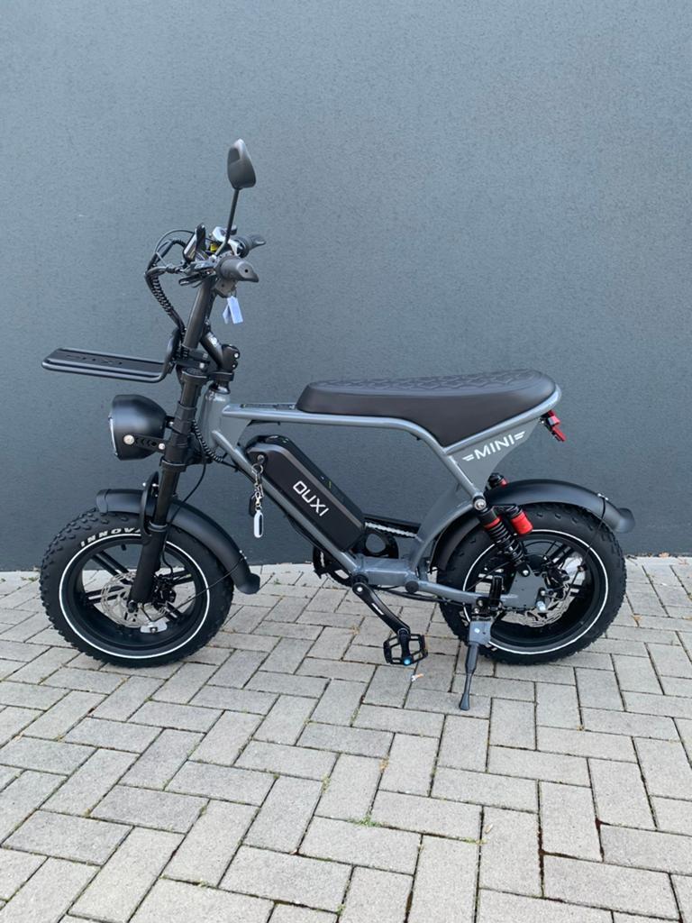V8 ultra Mini nardo grey Nieuw, Fietsen en Brommers, Minibikes, Midibikes en Pitbikes, Zo goed als nieuw, Overige typen, Ophalen of Verzenden
