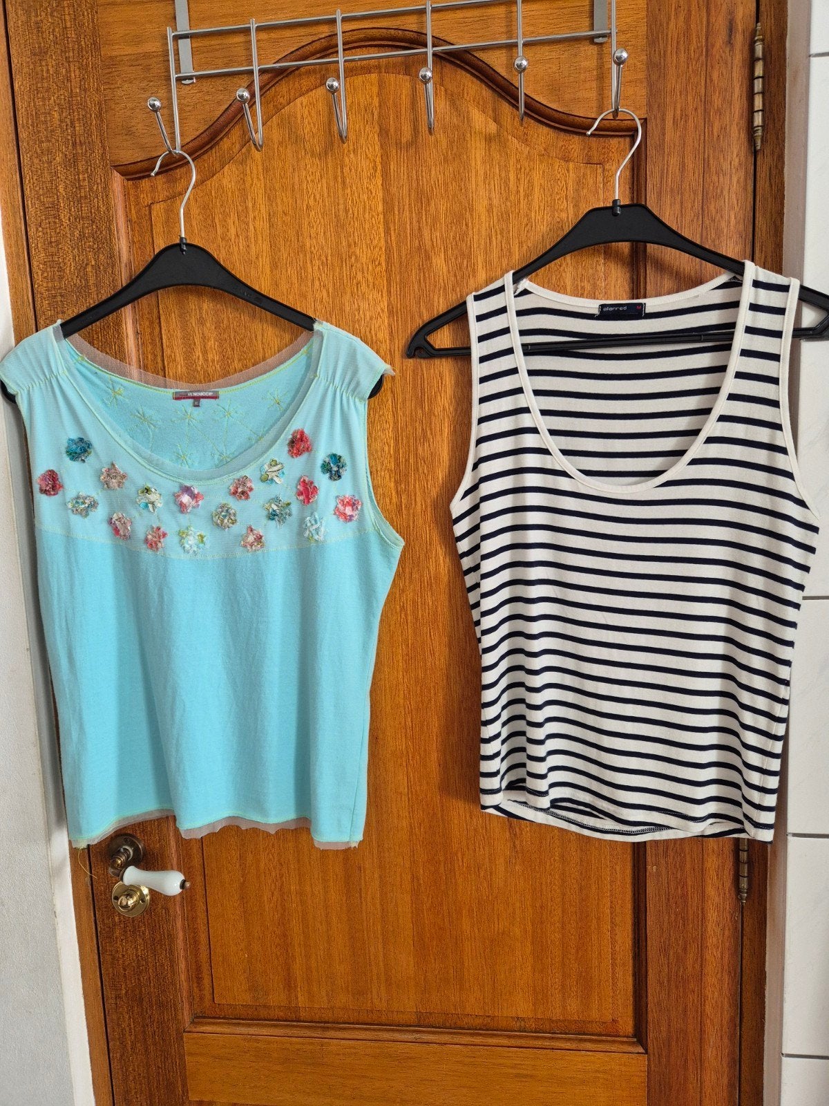 2 Tops ,mt.38-40, Kleding | Dames, Maat 38/40 (M), Ophalen of Verzenden, Zo goed als nieuw, Zonder mouw