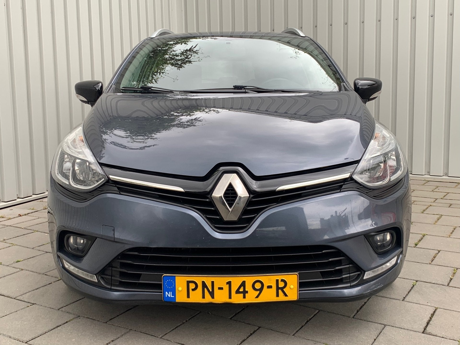 Renault Clio Estate 0.9 TCe Limited|Navigatie|Climate Contro, Voorwielaandrijving, 898 cc, Gebruikt, 580 kg