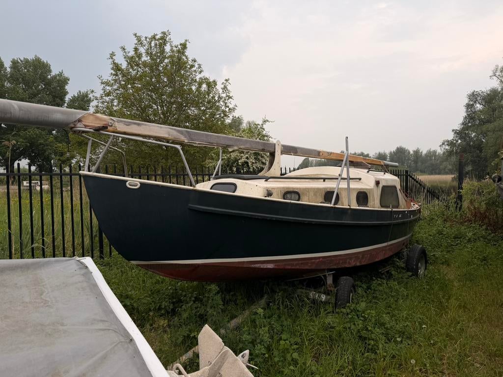 Leuke opknapper zonder motor, Watersport en Boten, Ophalen, Gebruikt, Staal, Overige brandstoffen