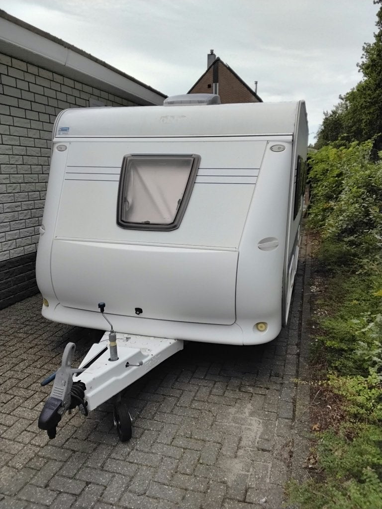 Hobby Excellent 460 – 2008 – Frans bed – Mover – Voortent, Rondzit, Hobby, Frans bed, Particulier