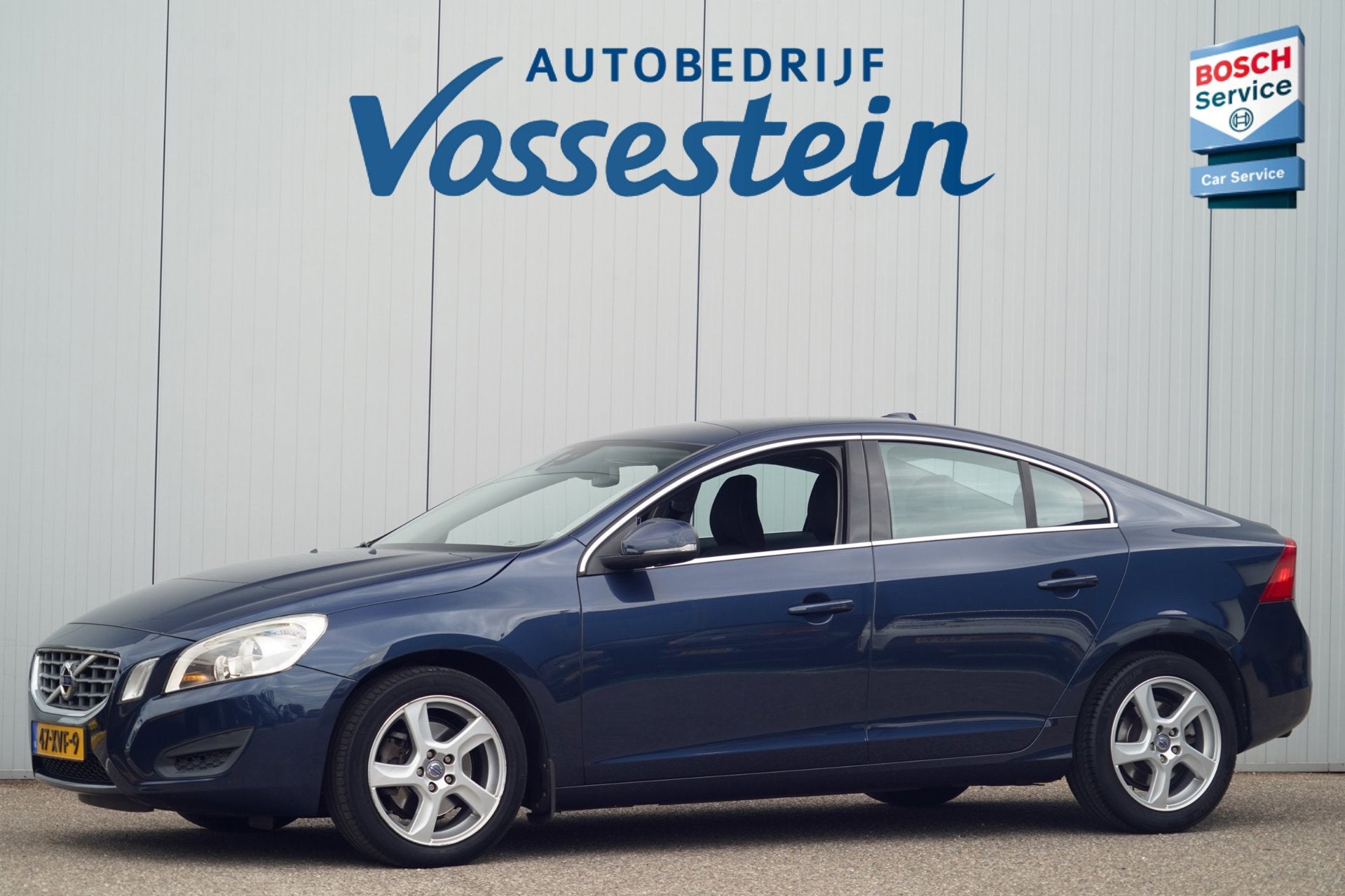 Volvo S60 1.6 T3 Summum / Dealer onderhouden / Navigatie / C, Auto's, Voorwielaandrijving, Gebruikt, Zwart, 4 cilinders