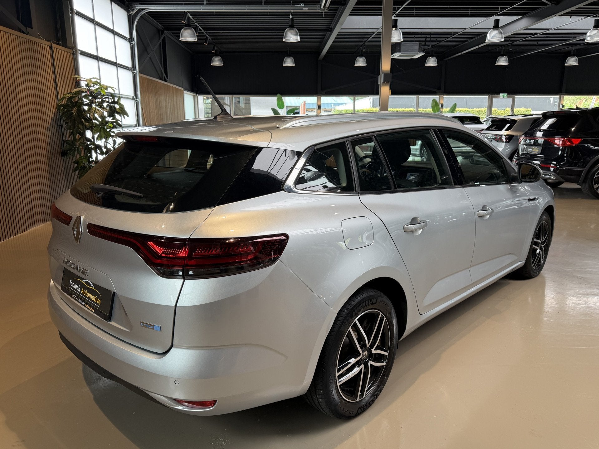 Renault Mégane Estate 1.6 E-Tech Plug-In Hybrid 160 Intens, Auto's, Gebruikt, 4 cilinders, Met garantie (alle), Plug-in hybride