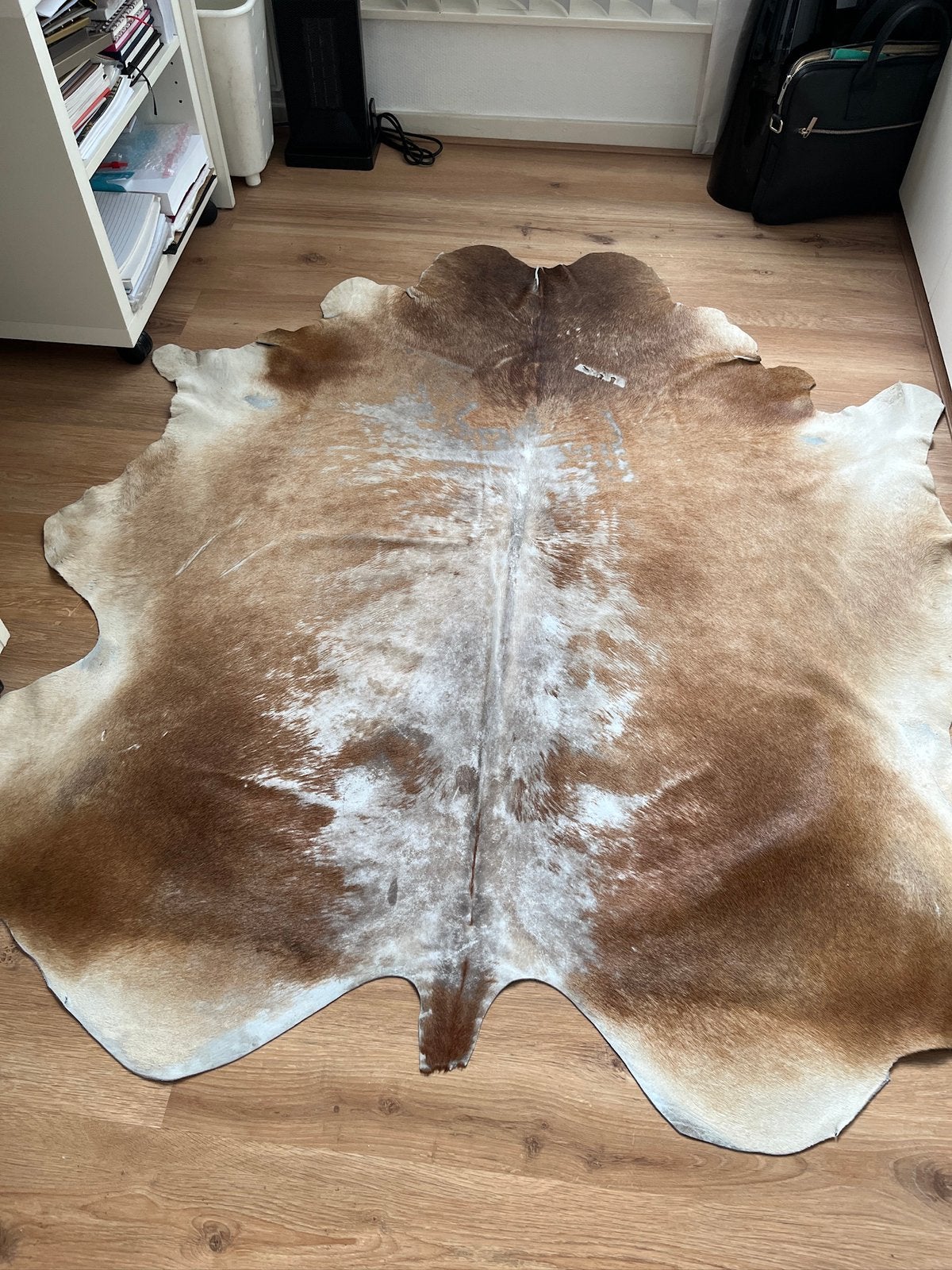 Prachtig koeienhuid vloerkleed - Bruin/Wit, Gebruikt, Bruin, Ophalen of Verzenden, Overige vormen