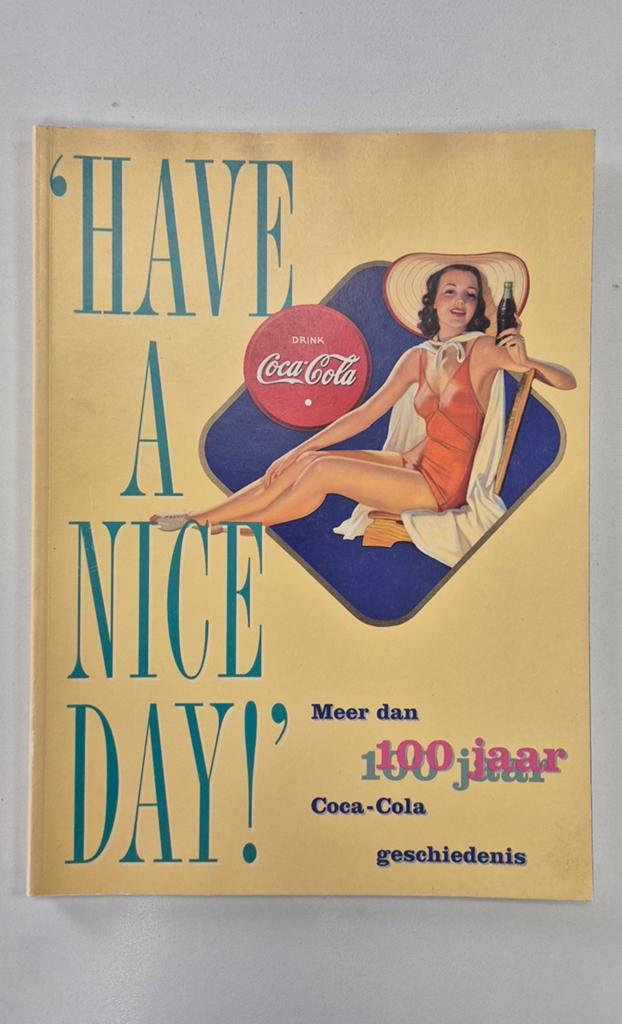 Coca-Cola boek 100 jarig jubileum, Verzamelen, Merken en Reclamevoorwerpen, Ophalen of Verzenden, Zo goed als nieuw, Overige typen