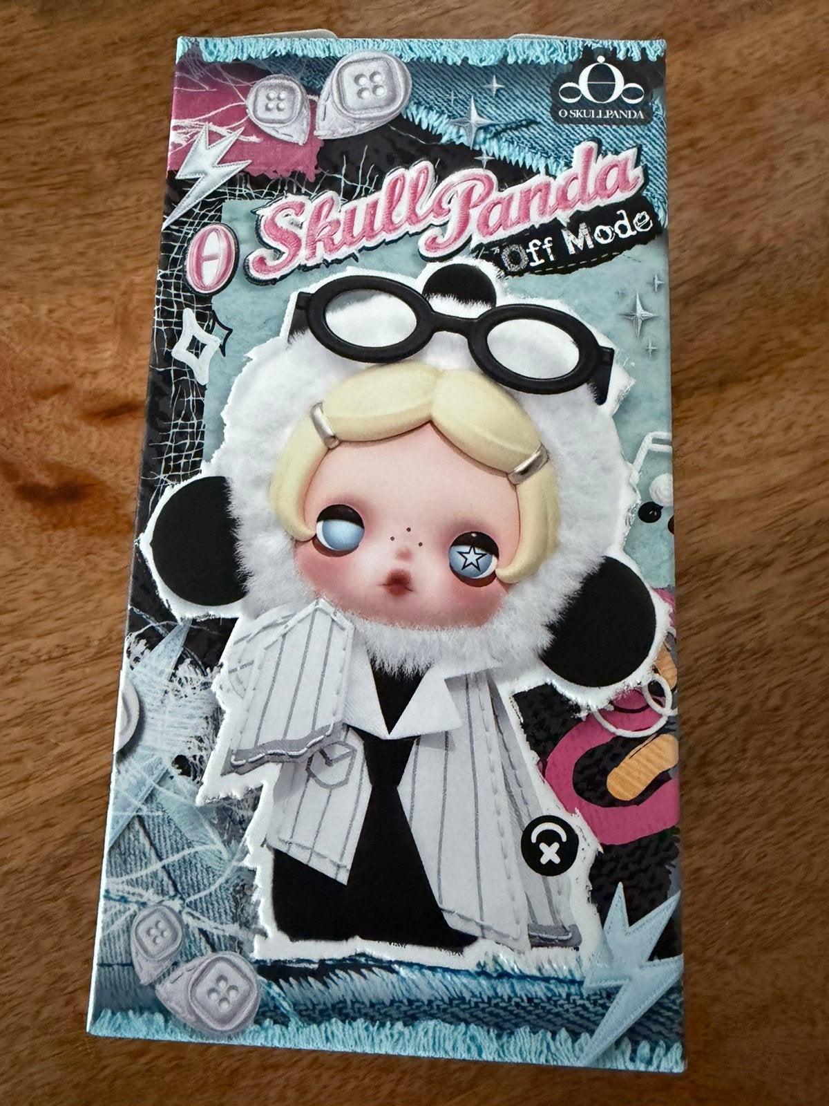 Popmart- Skullpanda Off mode - Mask off, Ophalen of Verzenden, Nieuw