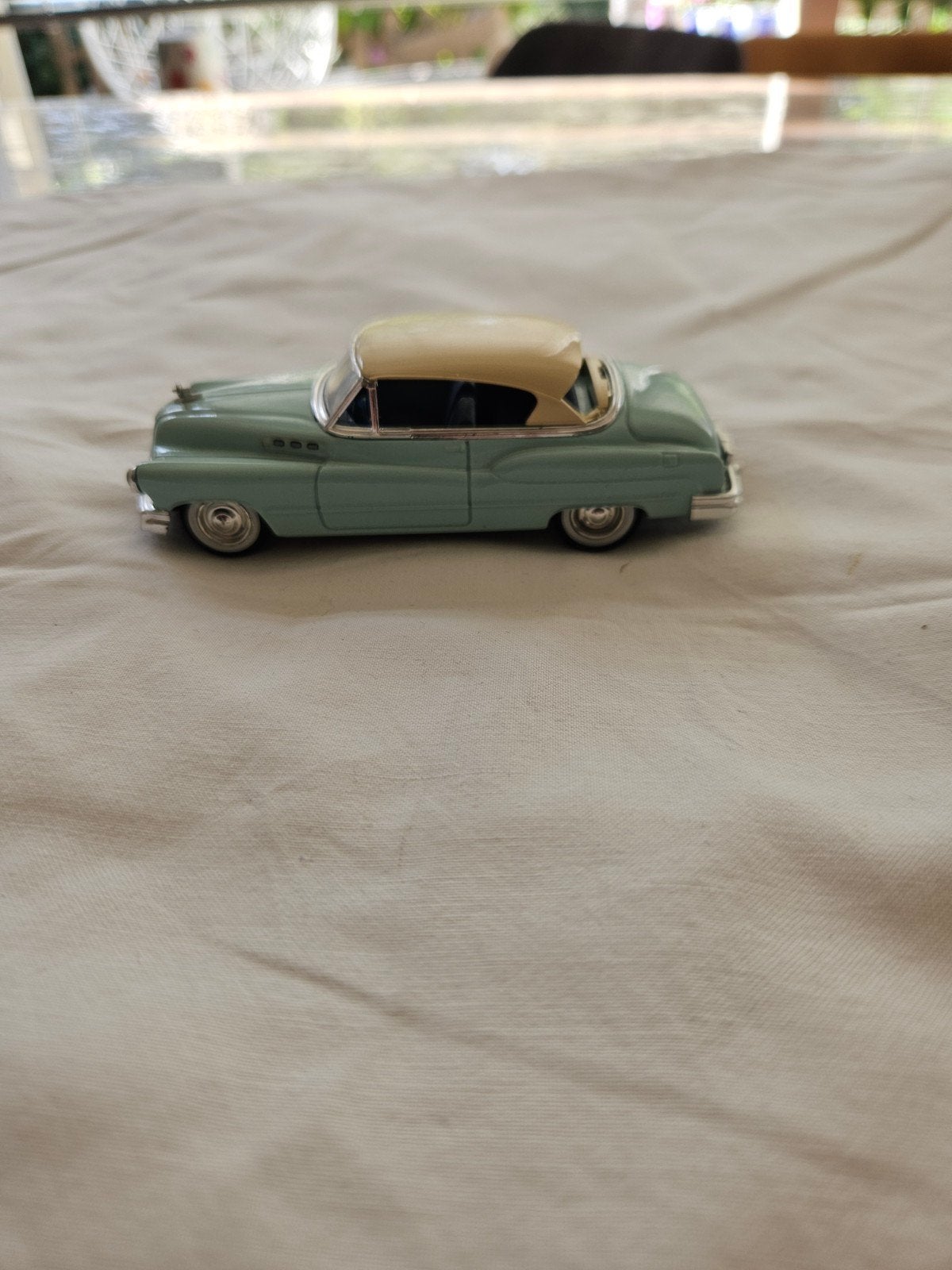 Solido Buick 1950 Cabriolet 1/43 - Zo goed als nieuw, Ophalen of Verzenden, Zo goed als nieuw, Auto