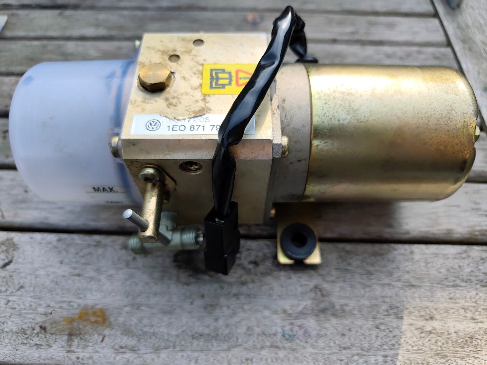 Golf 3 Cabrio hydraulische pomp 1EO 871 791, Ophalen of Verzenden, Gebruikt, Volkswagen