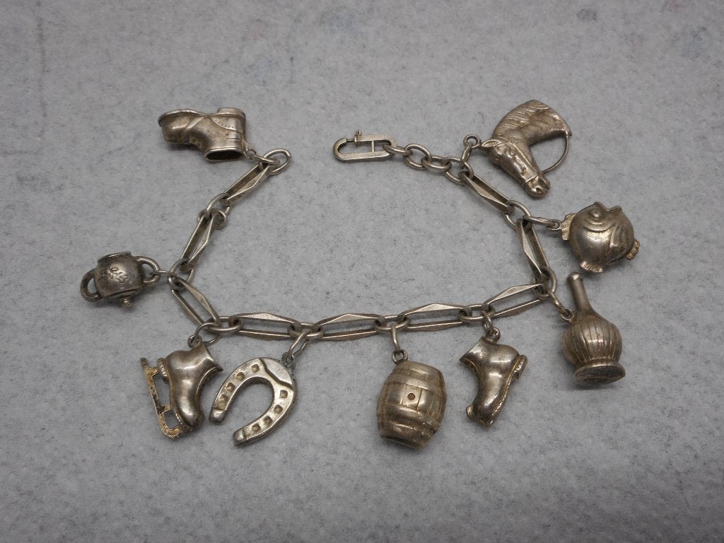 zilveren closed forever armband met 9 bedels nr.554, Verzenden, Zo goed als nieuw, Met bedels of kralen, Zilver