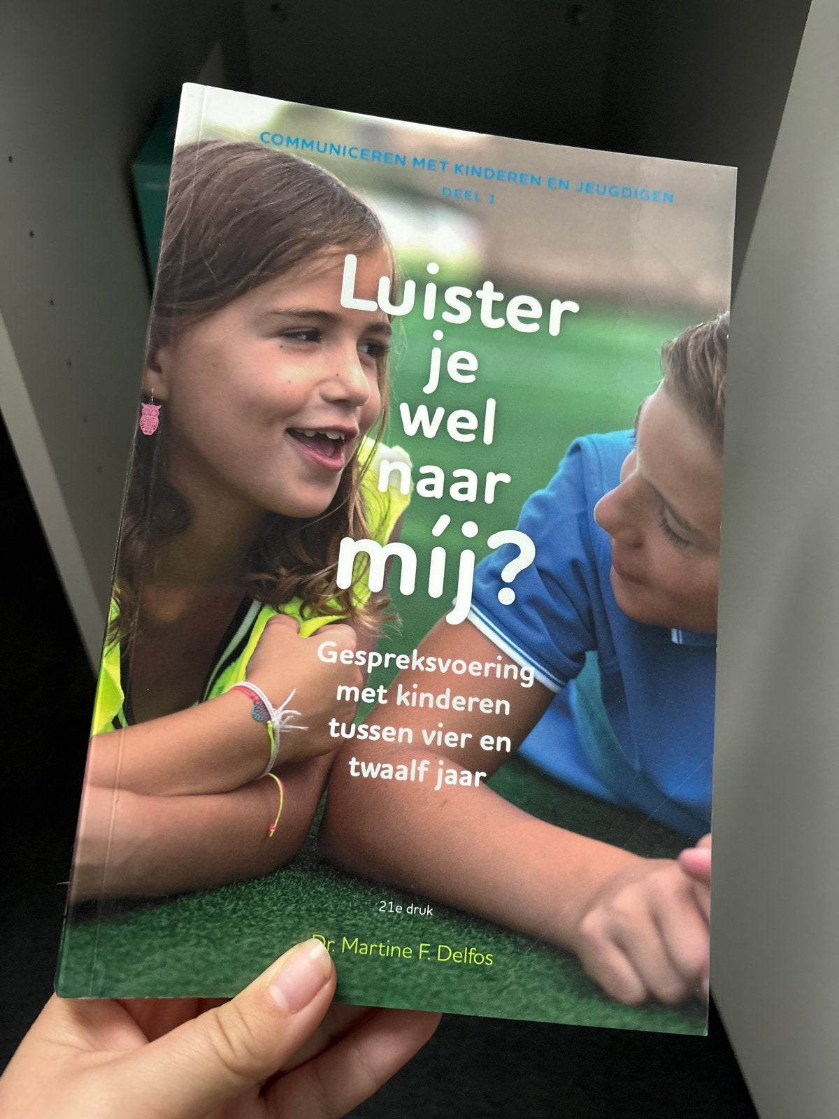 Luister je wel naar mij? Gespreksvoering met kinderen 4-12 j, Ophalen of Verzenden, Zo goed als nieuw