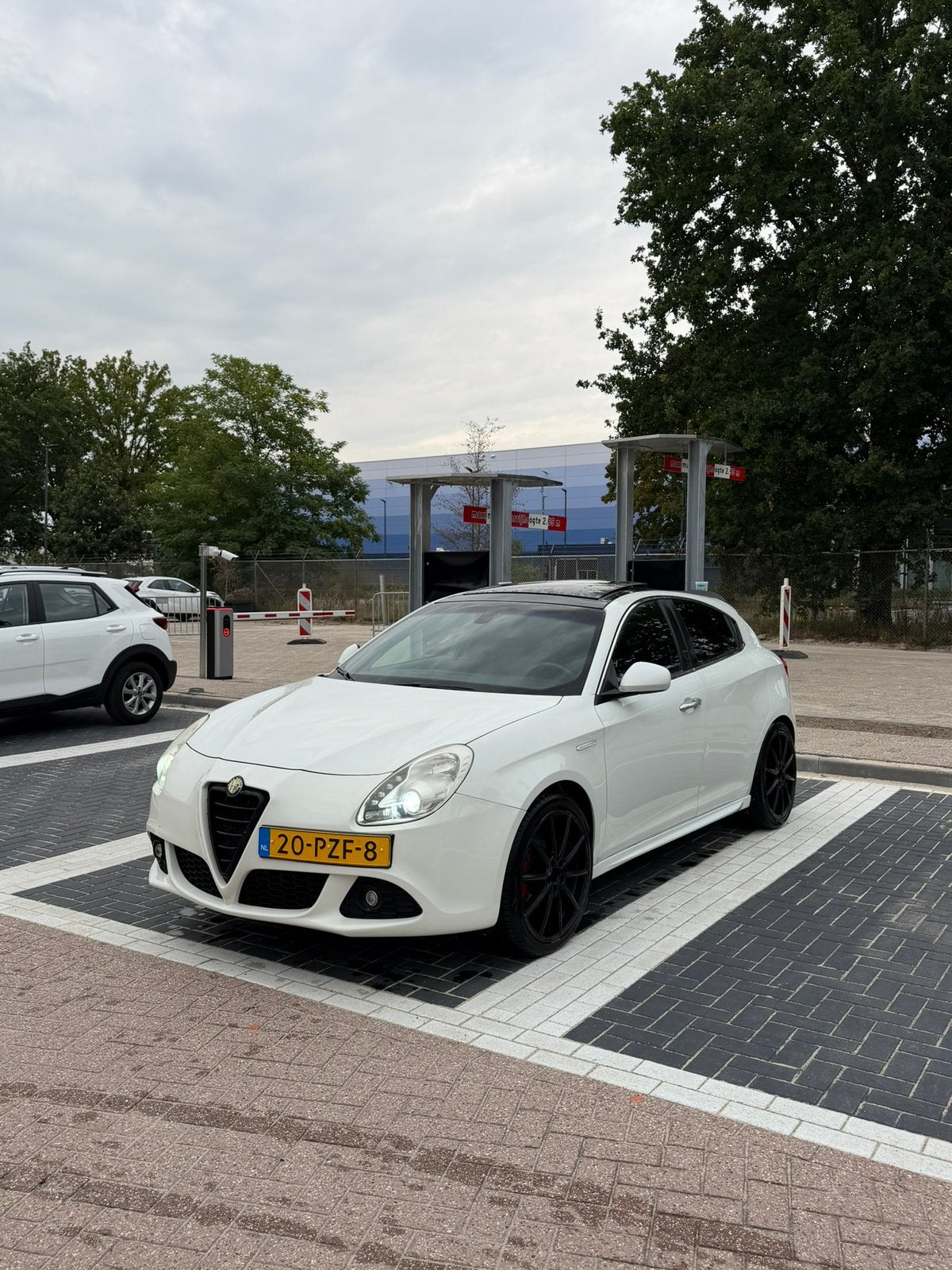 Alfa Romeo Giulietta 1.4 Turbo Multi AIR 2011 Wit, Voorwielaandrijving, 4 cilinders, Wit, Origineel Nederlands