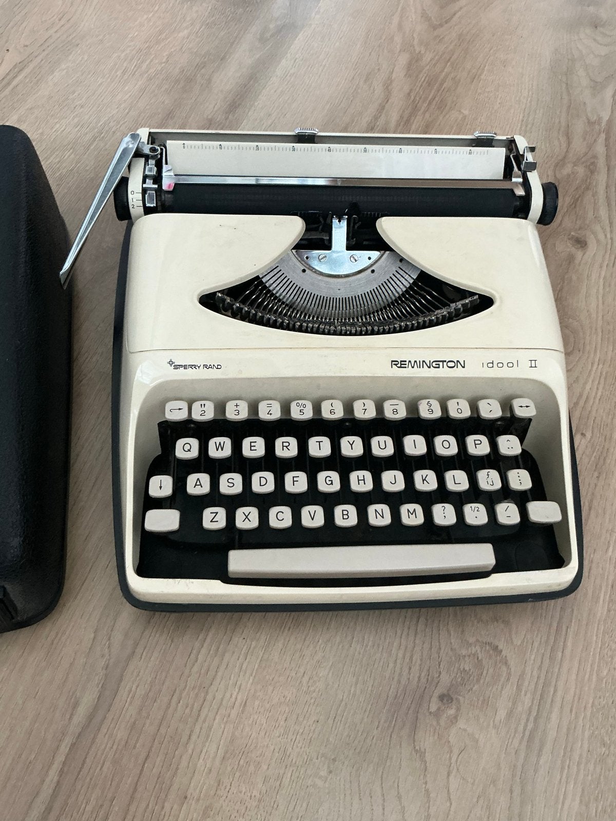 Remington Idool II typmachine, Diversen, Typemachines, Ophalen, Gebruikt