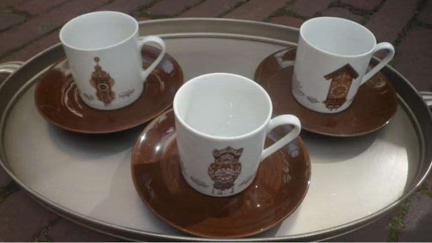 kop & schotel Klokken servies No 1 3 4 Nutroma koffiekop 3x, Ophalen of Verzenden