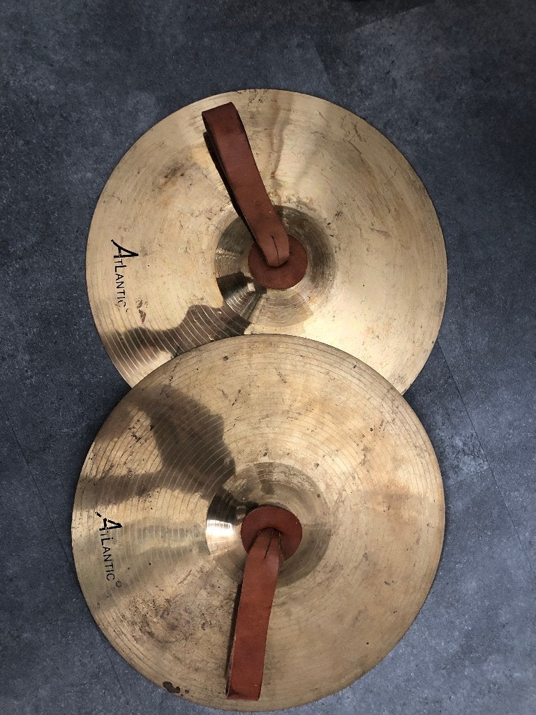 bekkens percussie marching cymbals, Muziek en Instrumenten, Percussie, Verzenden, Gebruikt, Overige soorten