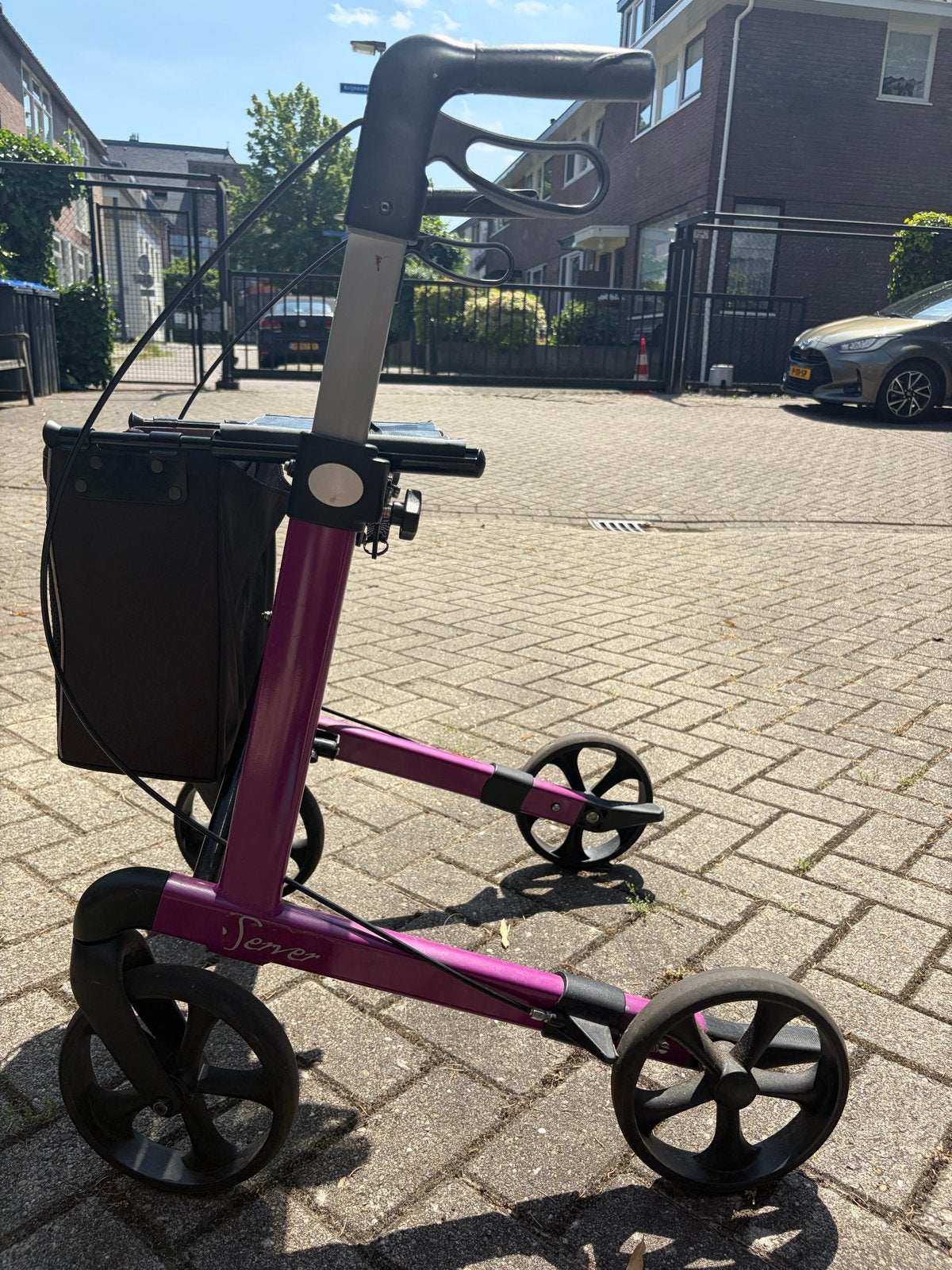Rehasense Server Rollator, Ophalen, Opvouwbaar, Gebruikt