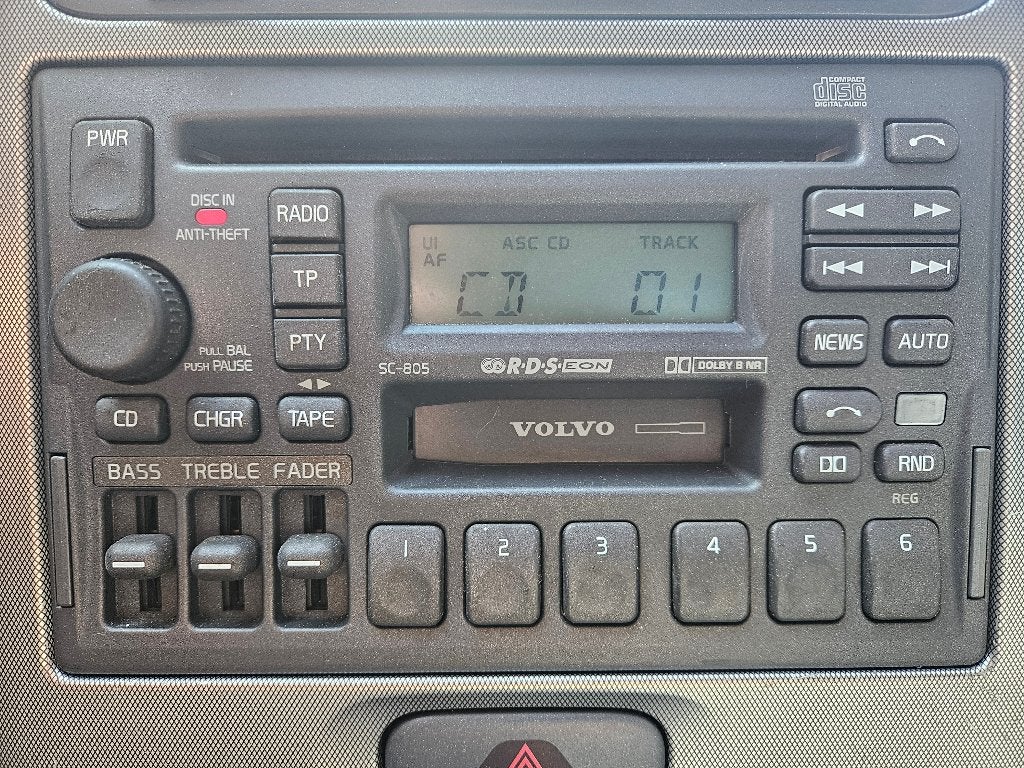 [VOLVO] SC-805 autoradio voor 850-S/C/XC/V70 + code, Ophalen of Verzenden, Zo goed als nieuw