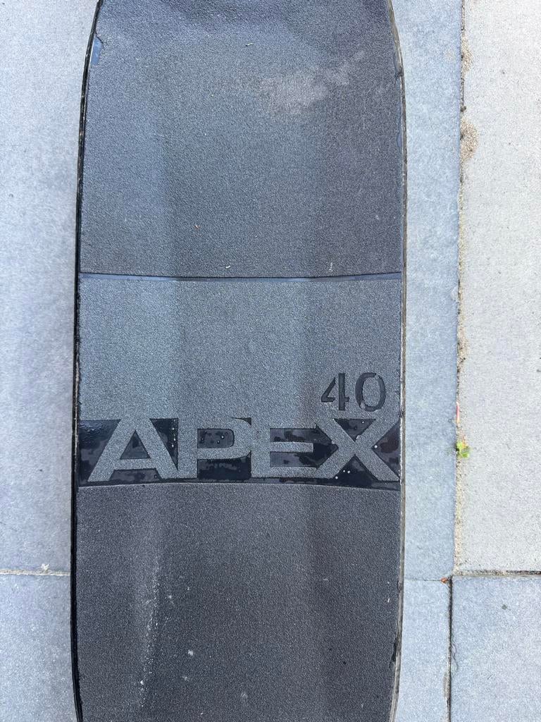 Longboard Apex 40 met Paris Trucks en Abec 11 wielen, Ophalen, Zo goed als nieuw, Skateboard, Longboard