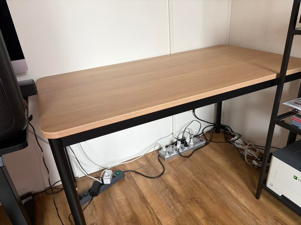 Ikea Tommaryd tafel 130x70 cm eikengineer/antraciet, Ophalen, Overige materialen, 100 tot 150 cm, Zo goed als nieuw