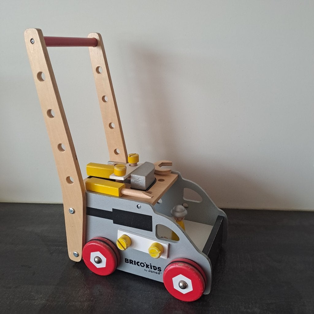Janod houten loopkar gereedschap, Kinderen en Baby's, Speelgoed | Houten speelgoed, Ophalen, Gebruikt, Duw- of Trekspeelgoed