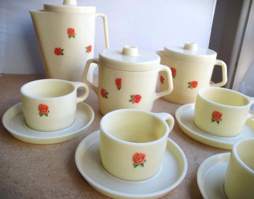 Melotoys Kinderservies~Jaren 50~Zeldzaam~Koffiepot, Ophalen of Verzenden, Gebruikt