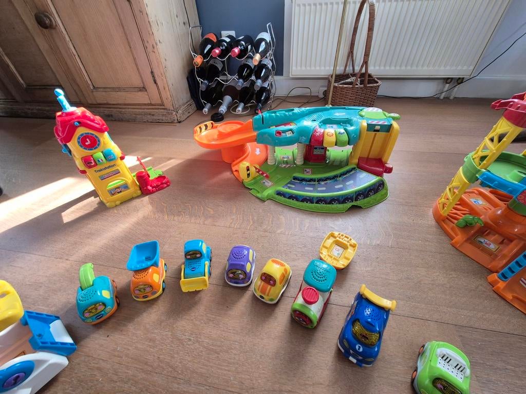 VTech Toet Toet Auto's Speelset met 9 Auto's, Ophalen, Gebruikt, Jongen of Meisje