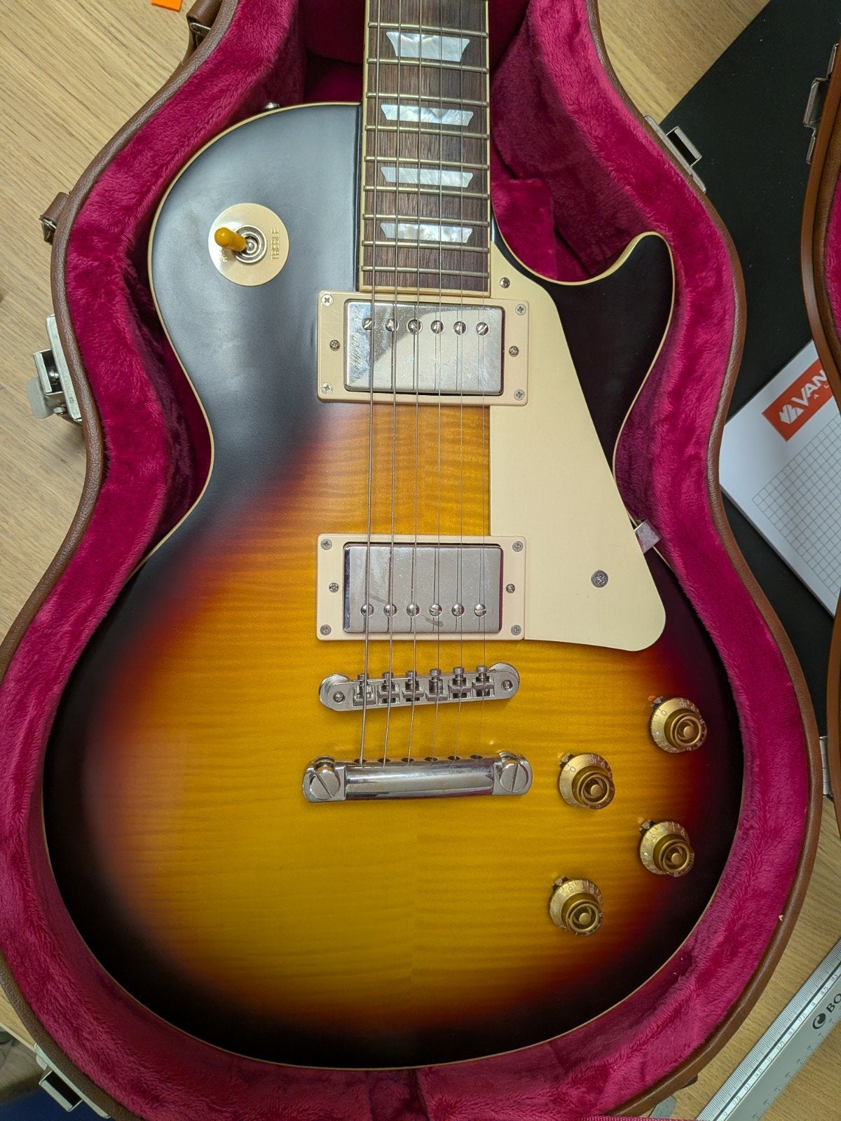 Epiphone inspired by gibson les paul 59 tobaccoburst, Muziek en Instrumenten, Ophalen, Zo goed als nieuw, Solid body, Gibson