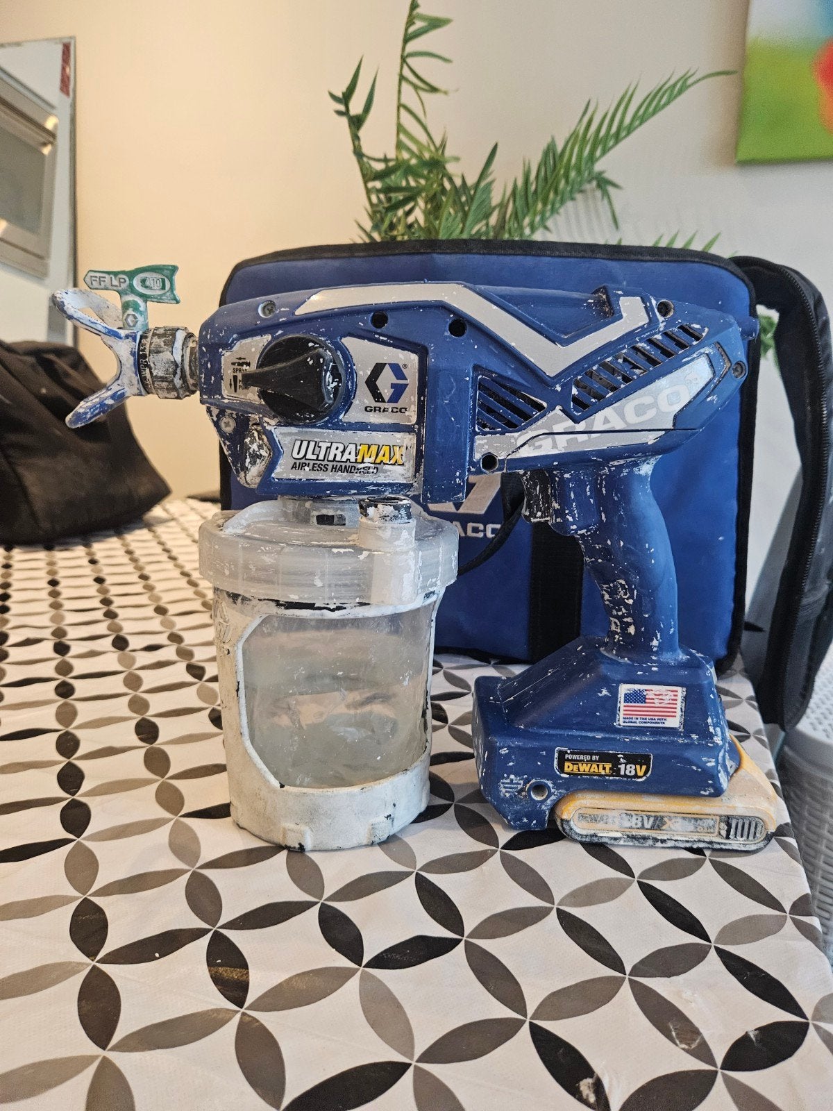 Graco UltraMax Airless Handheld Verfspuit, Ophalen, Gebruikt, Verfspuit of Verfpomp