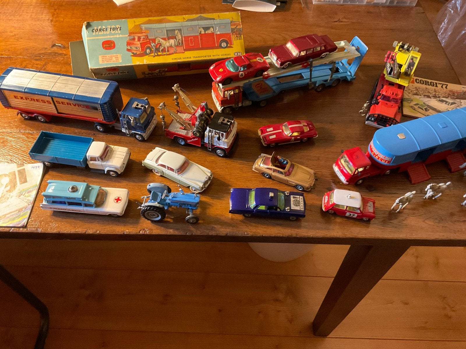 Grote Corgi Toys Verzameling - Vintage Speelgoedauto's, Ophalen of Verzenden, Zo goed als nieuw