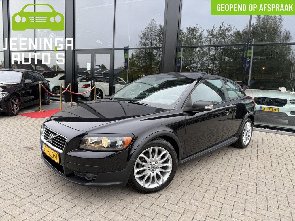 Volvo C30 1.8|Navi|Stoelverwarming|Opendak|Airco|Youngtimer, Gebruikt, Zwart, 4 cilinders, 4 stoelen