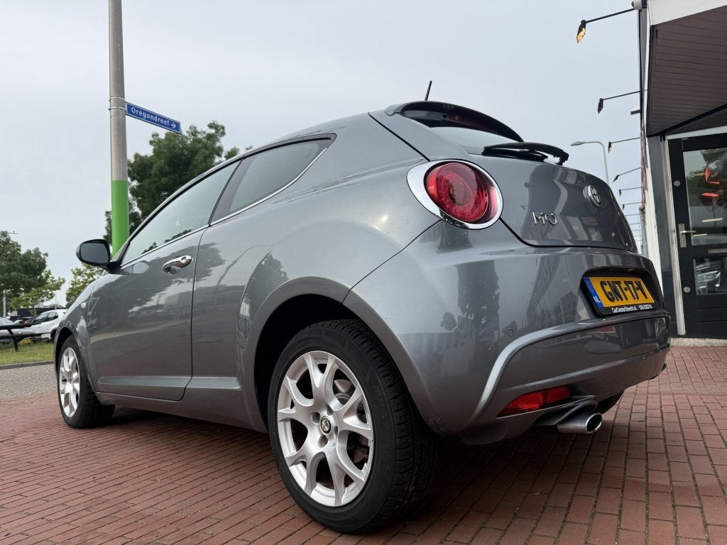 Alfa Romeo MiTo 1.3 JTDm ECO Essent. airco leuke mito!, Euro 5, Gebruikt, 4 cilinders, Bedrijf