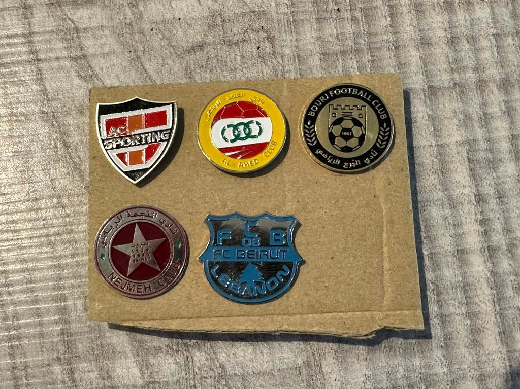 Voetbal pins Libanon per stuk €5, Verzamelen, Ophalen of Verzenden, Zo goed als nieuw