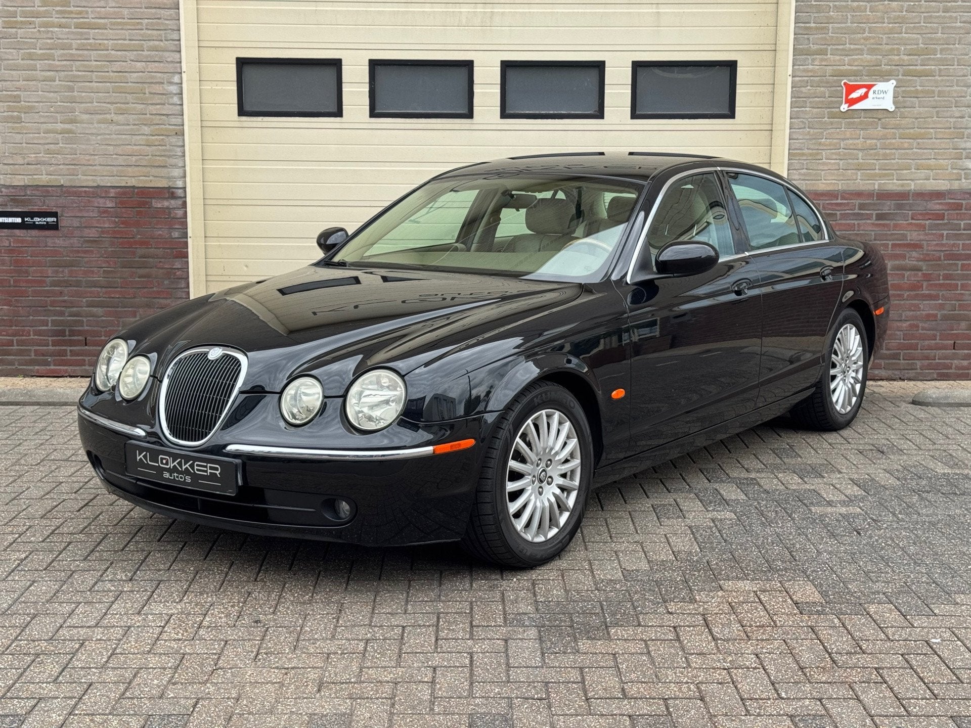 Jaguar S-type 2.5 V6 Midnight, Auto's, Jaguar, Automaat, Achterwielaandrijving, Gebruikt, Beige