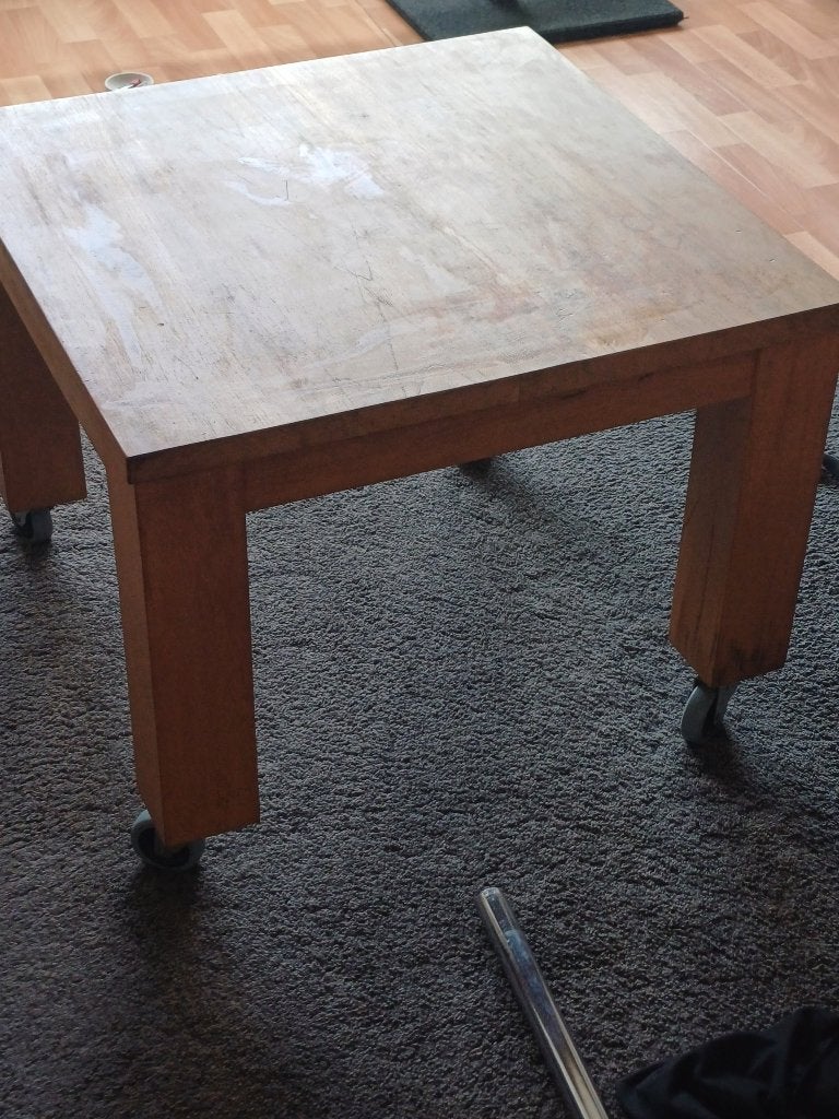 Tafel te koop op wielen, Huis en Inrichting, Tafels | Eettafels, Ophalen, Gebruikt, 50 tot 100 cm, Vierkant