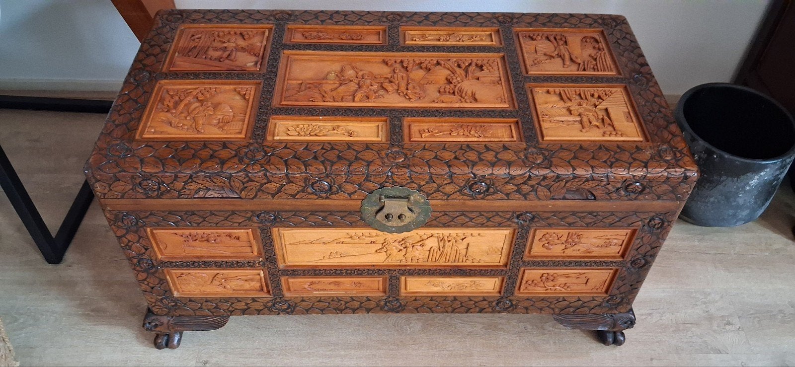 Prachtig gesneden dekenkist - 88x48x43 cm, Ophalen