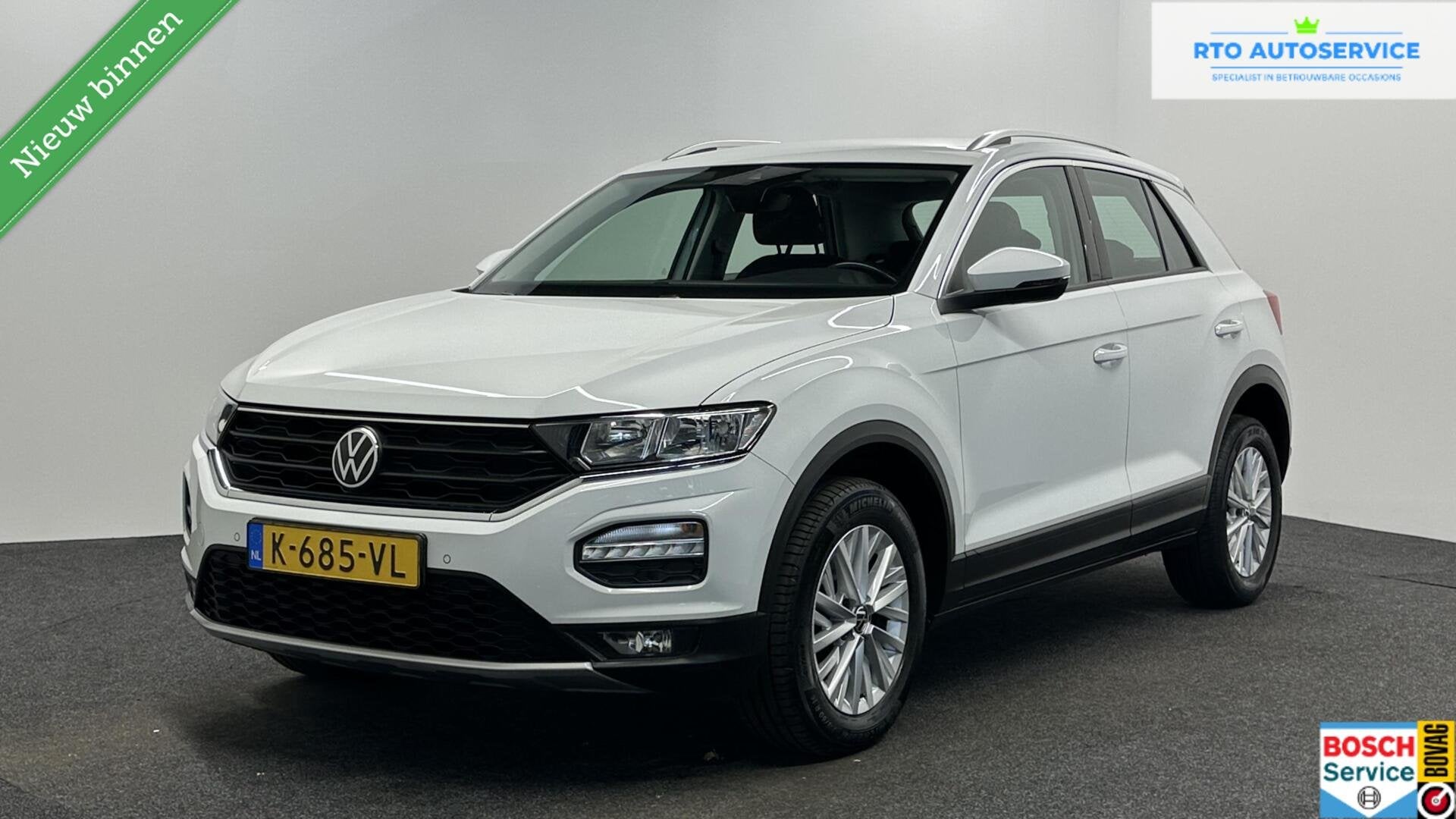 Volkswagen T-Roc 1.0 TSI Style Business CARPLAY NAVI ADAPTIE, Auto's, Voorwielaandrijving, Stof, Gebruikt, Wit