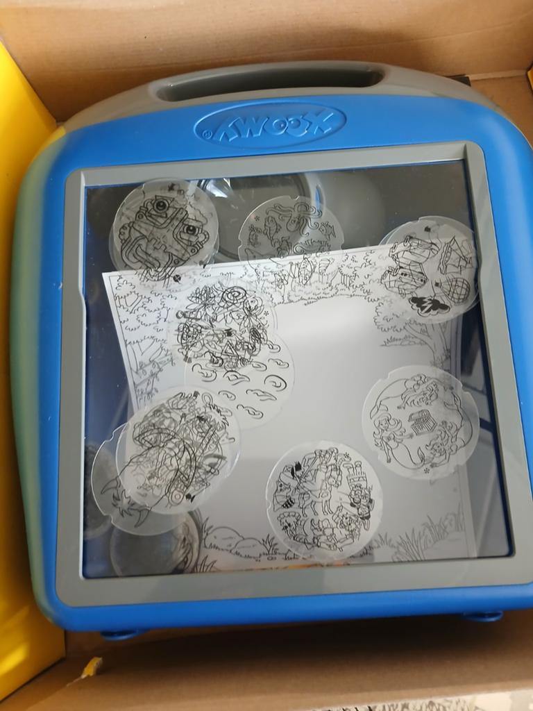 Xoomy tekentafel voor de kleine tekenaar, Ophalen of Verzenden, Gebruikt, Knutselen