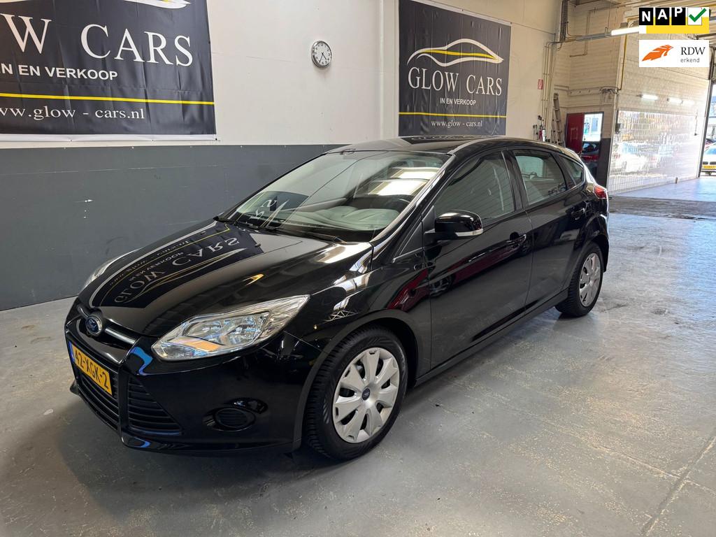 Ford Focus 1.0 EcoBoost Trend |AIRCO|CRUISE|NAVI|PDC|TREKHAA, Euro 5, Gebruikt, 635 kg, Zwart