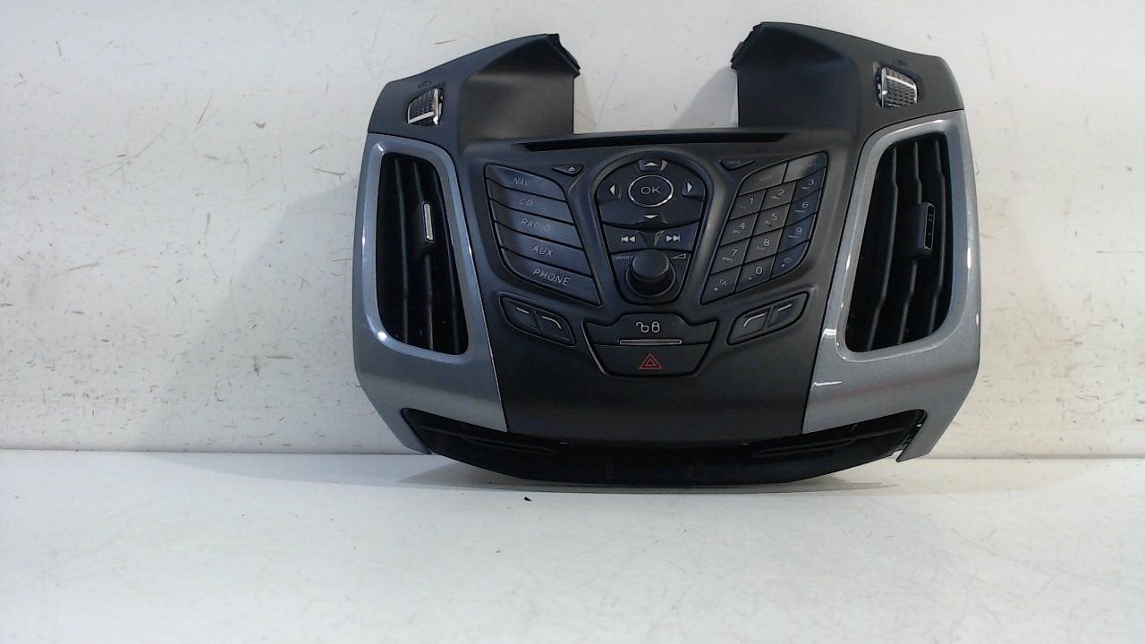 Bedieningspaneel multi media Ford Focus, Onderdelen@venauto.nl, Van der Ven Autorecycling B.V., Gebruikt, Ettenseweg 76, 4706 PB Roosendaal, The Netherlands