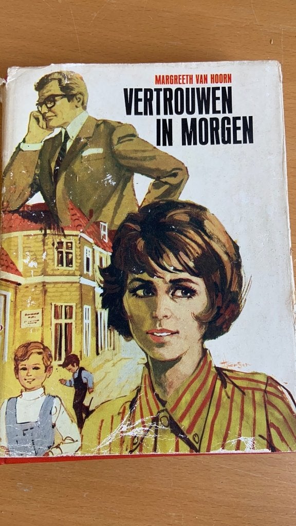 Vertrouwen in morgen - Margreeth van Hoorn, Ophalen of Verzenden, Zo goed als nieuw