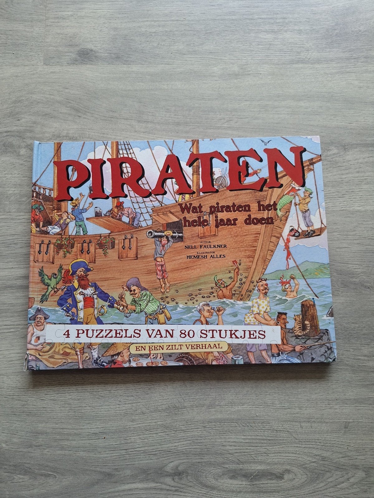 Piraten: Wat piraten het hele jaar doen - Boek met puzzels, Boeken, Ophalen of Verzenden, Gelezen, Nell Faulkner, Fictie algemeen