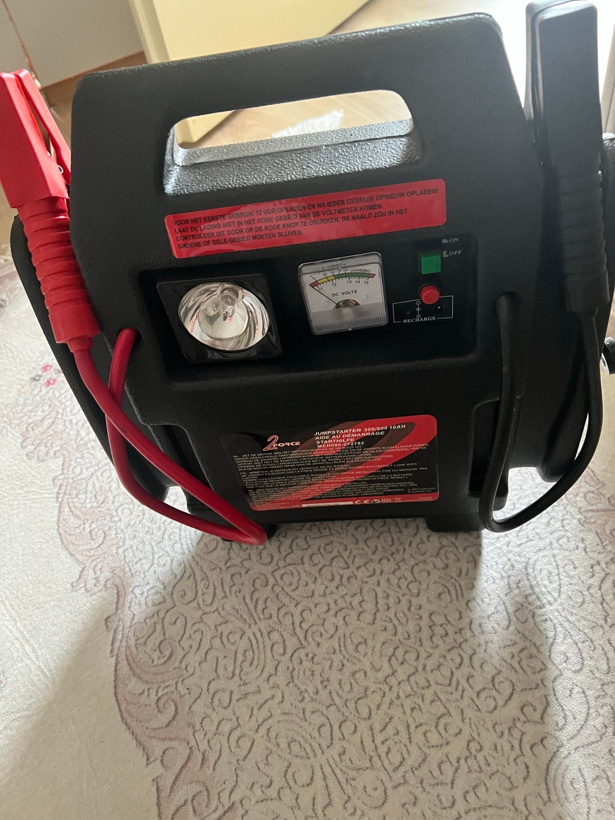 2Force Jumpstarter 500/1000A met compressor en lamp, Auto diversen, Jumpstarters, Zo goed als nieuw, Ophalen