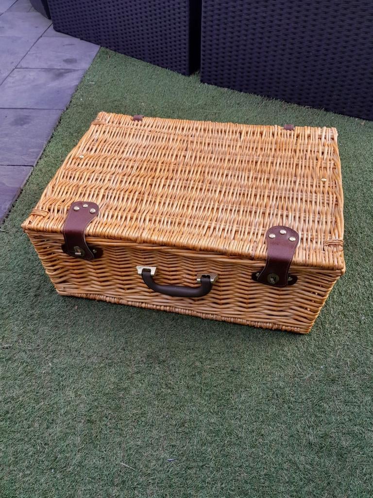 Rieten Picknickkoffertje, Ophalen of Verzenden, Gebruikt