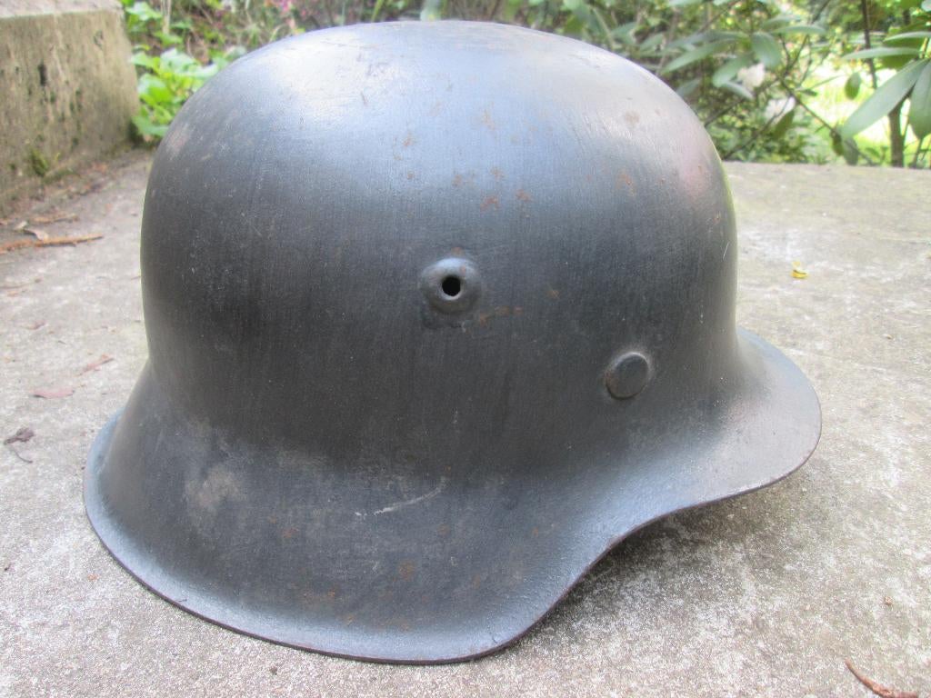 Duitse helm M42 met origineel binnenwerk nooit eruit geweest, Ophalen of Verzenden, Landmacht, Nederland, Helm of Baret