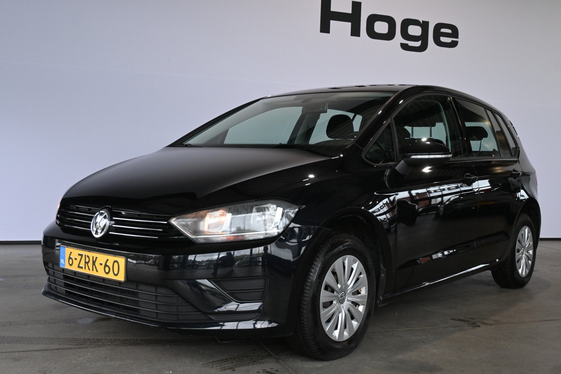 Volkswagen Golf Sportsvan 1.2 TSI Easyline Clima Cruise Cont, Auto's, Gebruikt, 4 cilinders, Met garantie (alle), Zwart