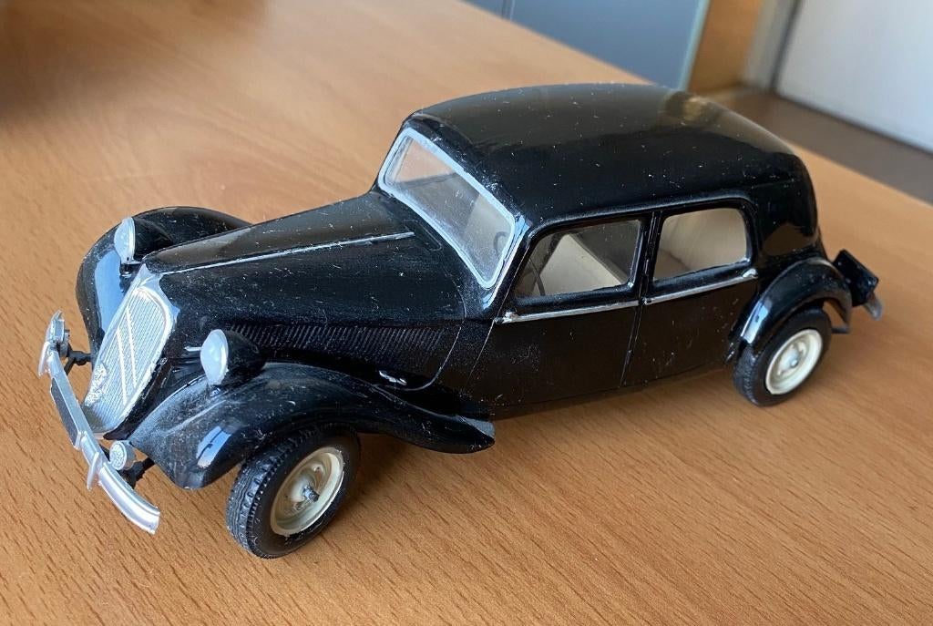 Heller 1 op 24 Citroen Traction Avant, Ophalen of Verzenden, Gebruikt, Auto