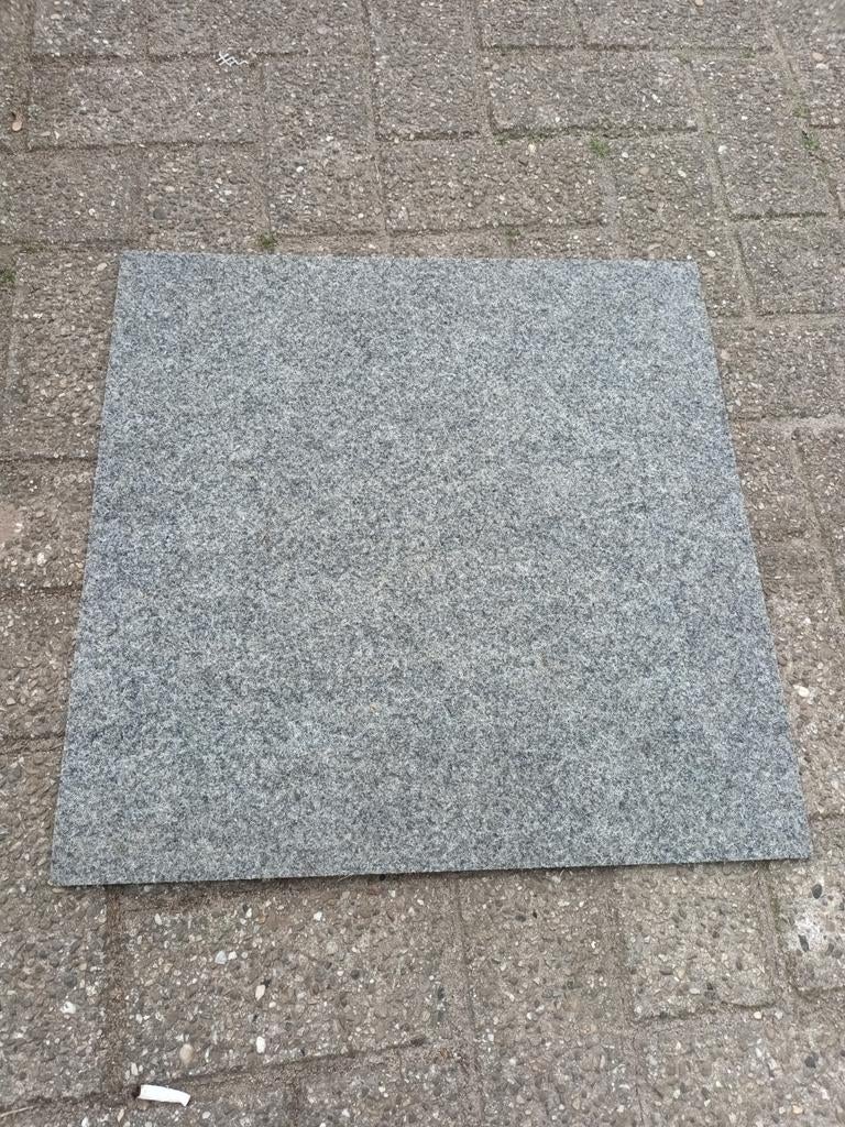 Mooie Grijze Vloertegels. (Op Aanvraag), Doe-het-zelf en Verbouw, Vloerdelen en Plavuizen, Gebruikt, Vloerdelen of -planken, Overige materialen