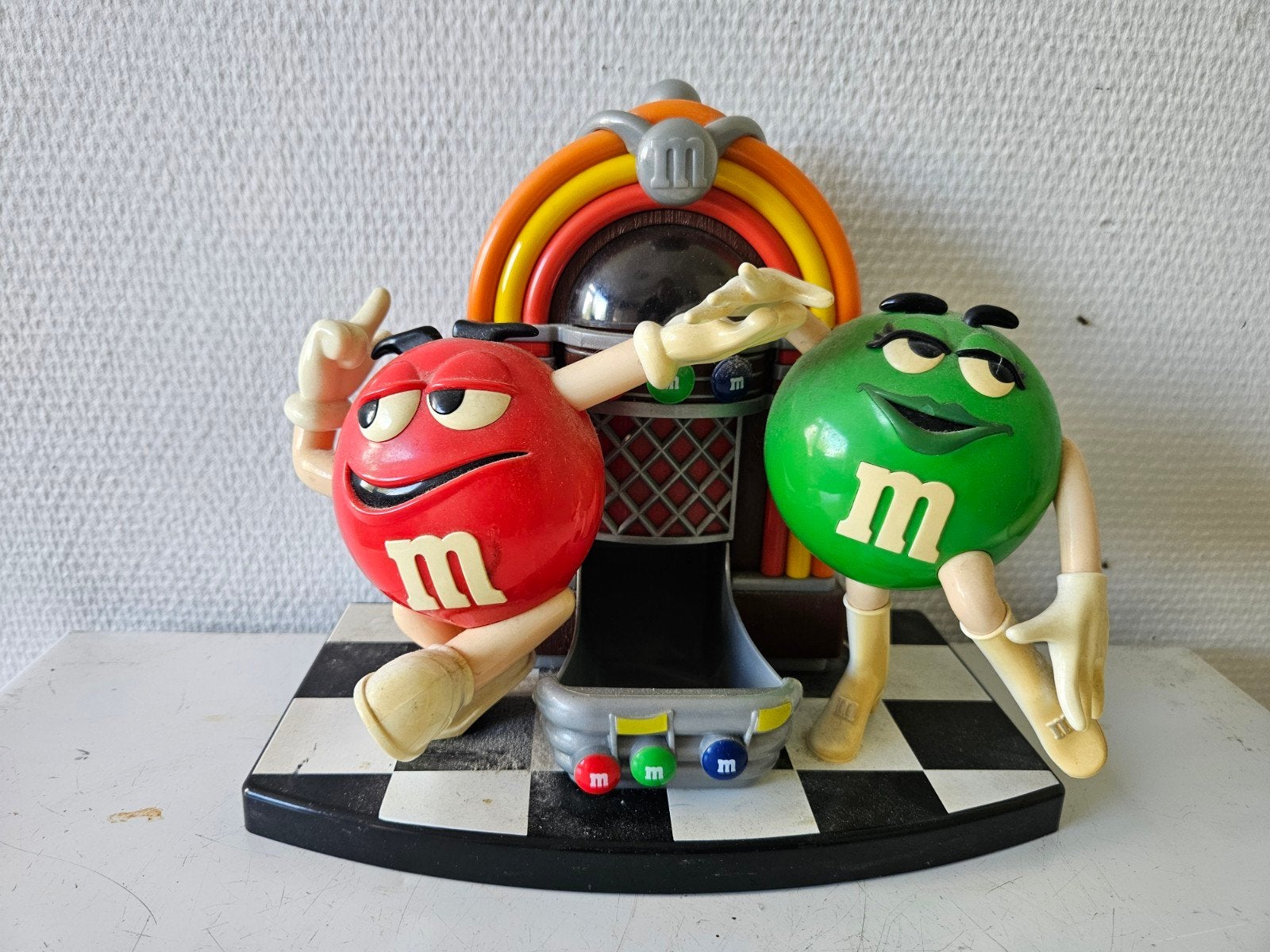 M&M's Snoepdispenser Jukebox Rood en Groen, Ophalen of Verzenden, Gebruikt