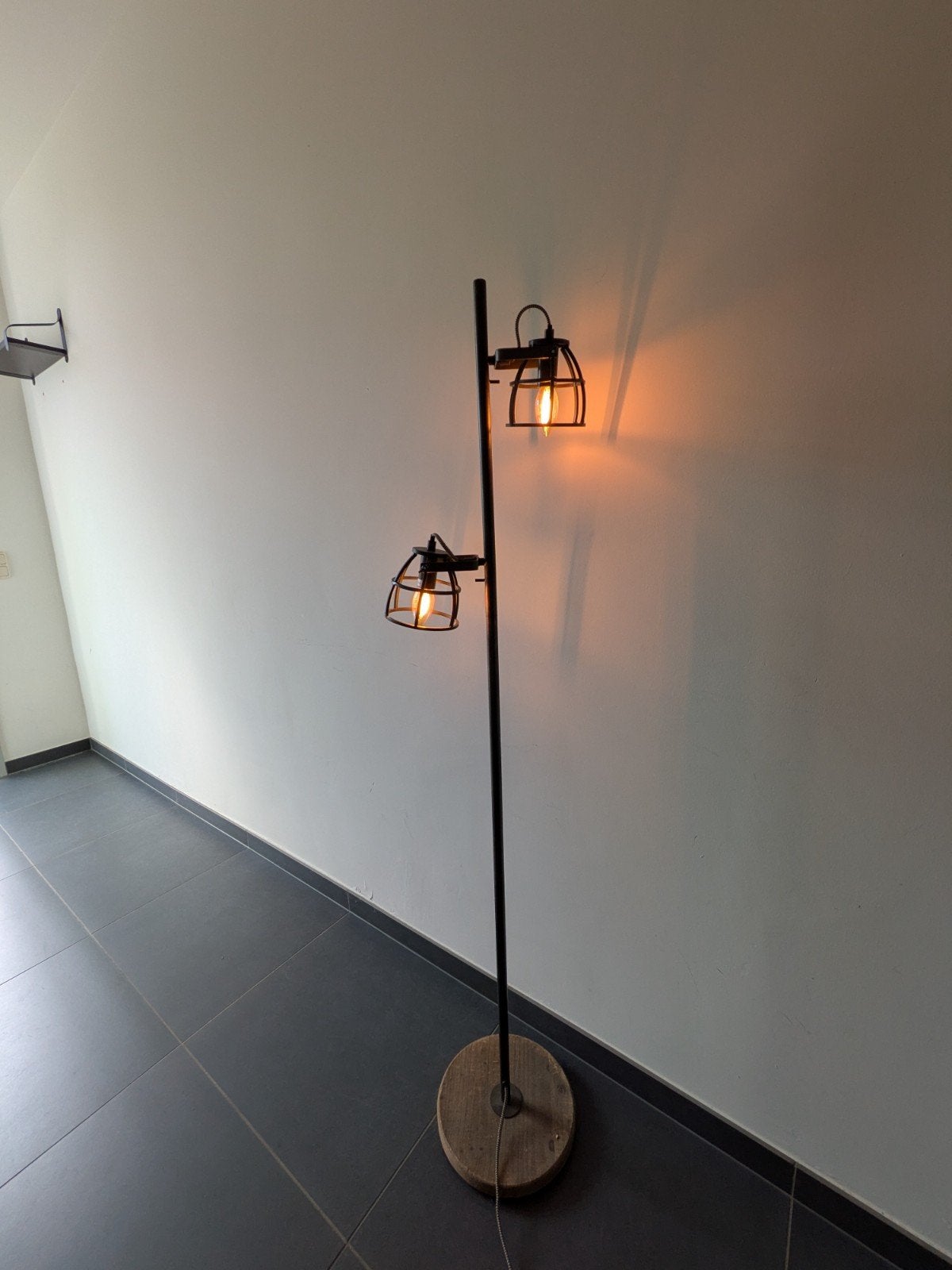 Nette landelijke lamp, 150 cm hoog, met 2 lichtpunten, Ophalen, Gebruikt, E27 (groot), 150 tot 200 cm